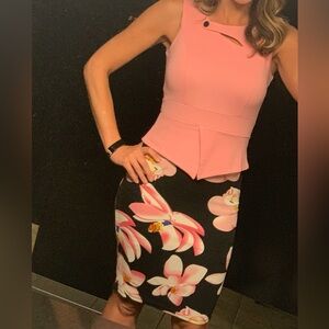 Homeyee Pink Floral Peplum Sheath Dress Size Small